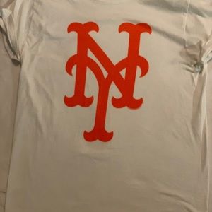 Never Worn S Unisex Mets Tee Urban Outfitters